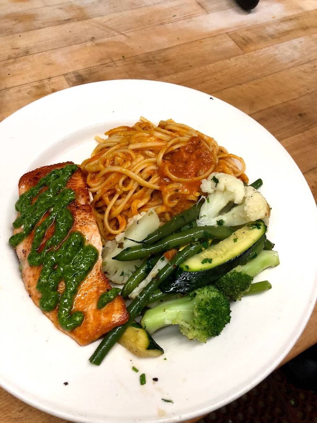 Italian Colors | restaurant | 2220 Mountain Blvd #100, Oakland, CA 94611, USA | 5104828094 OR +1 510-482-8094