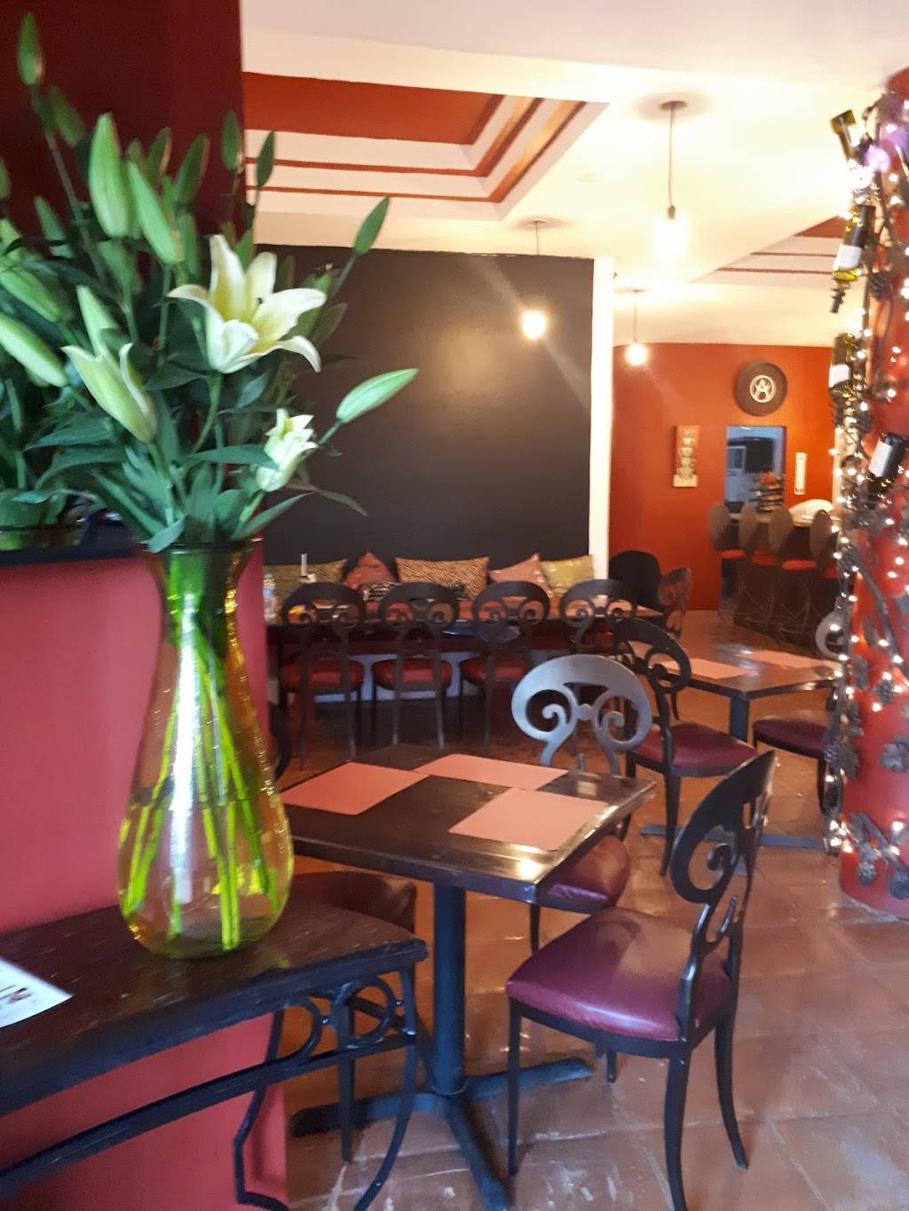 Café, Deli y Vino al Estilo Único de las Animas | restaurant | Lienzo Charro 30, La Barca, 22710 Rosarito, B.C., Mexico | 016611006034 OR +52 661 100 6034