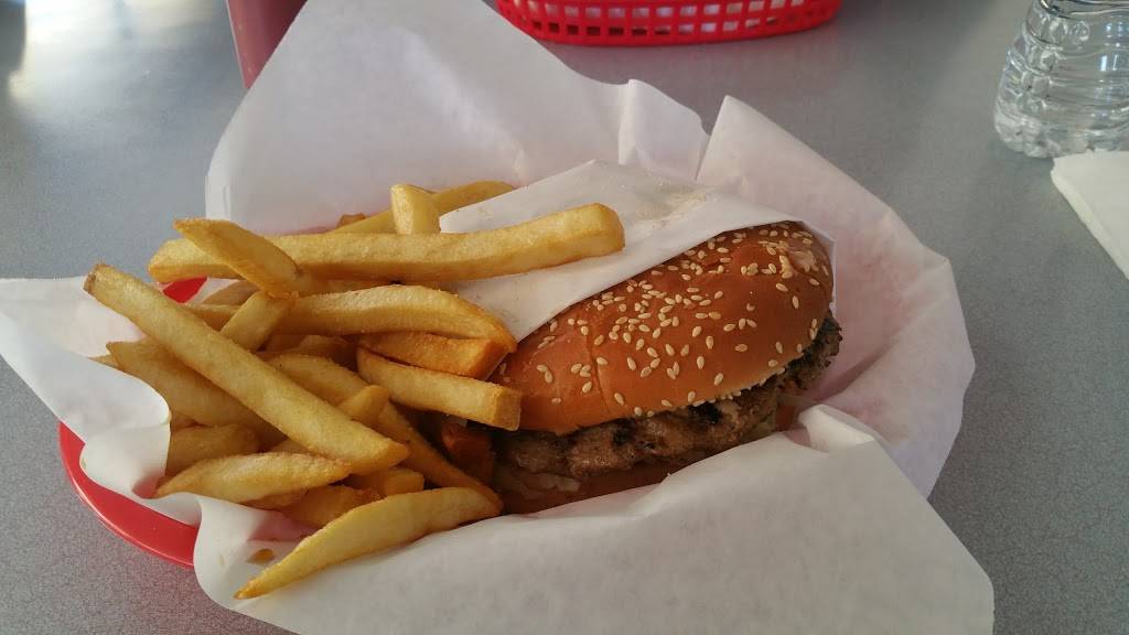 Zogos Burgers | restaurant | 6969 Paramount Blvd, Long Beach, CA 90805, USA | 5626301710 OR +1 562-630-1710