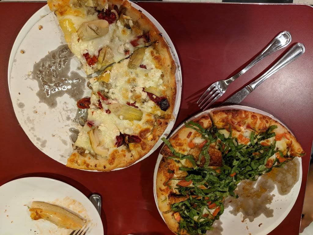 Pizza DAction | meal delivery | 232 Lyman St, Holyoke, MA 01040, USA | 4135325860 OR +1 413-532-5860