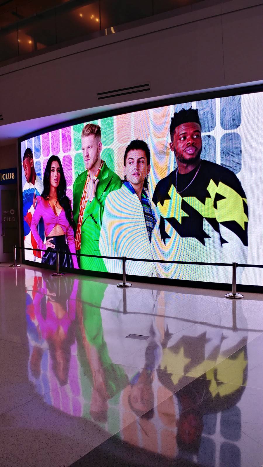 Java Corner | cafe | 731 N Jackson St, Milwaukee, WI 53202, USA | 4148470033 OR +1 414-847-0033