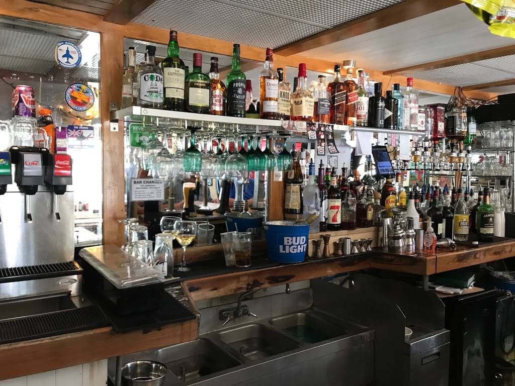 Magical Meat Boutique British Pub | restaurant | 112 W 3rd Ave, Mt Dora, FL 32757, USA | 3527296911 OR +1 352-729-6911