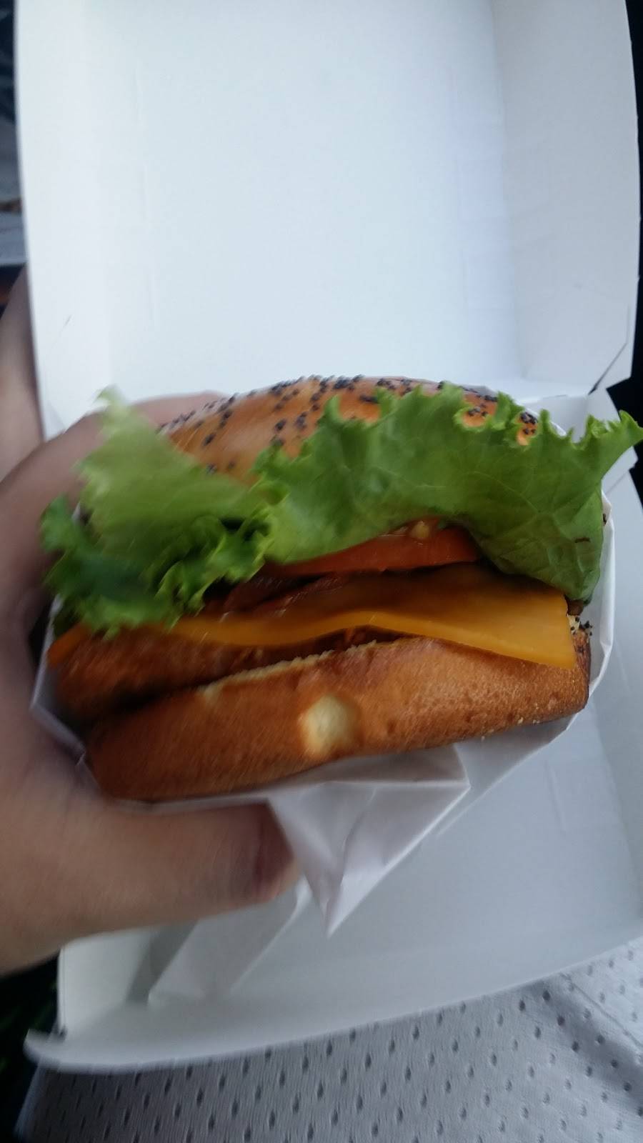 Jack in the Box | restaurant | 18950 Colima Rd, Rowland Heights, CA 91748, USA | 6269137717 OR +1 626-913-7717