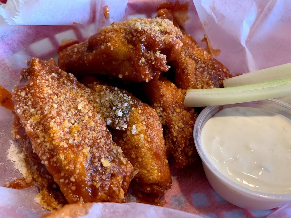 The Alibi | restaurant | 1424 Scalp Ave, Johnstown, PA 15904, USA | 8142668115 OR +1 814-266-8115