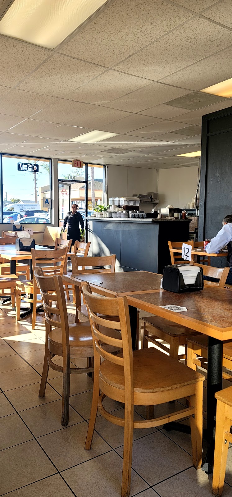 La Central Birrieria & Menuderia | restaurant | 1290 Hollister St suite 106, San Diego, CA 92154, USA | 6192403577 OR +1 619-240-3577