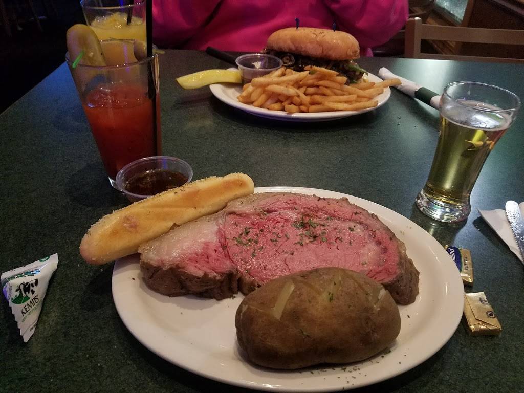 Highland Howies Pub & Grill | restaurant | 3605 Humboldt Rd, Green Bay, WI 54311, USA | 9204692999 OR +1 920-469-2999