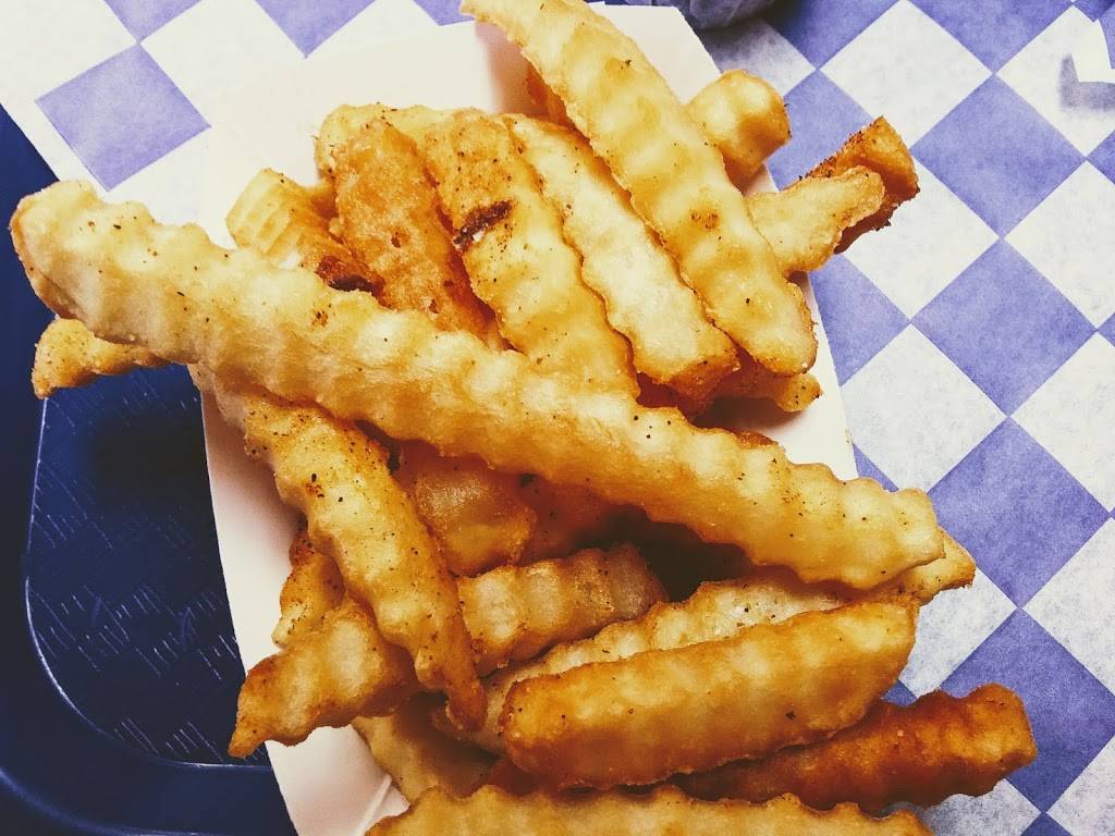 Frosty queen express | restaurant | 4761 Planz Rd, Bakersfield, CA 93309, USA | 6615565440 OR +1 661-556-5440