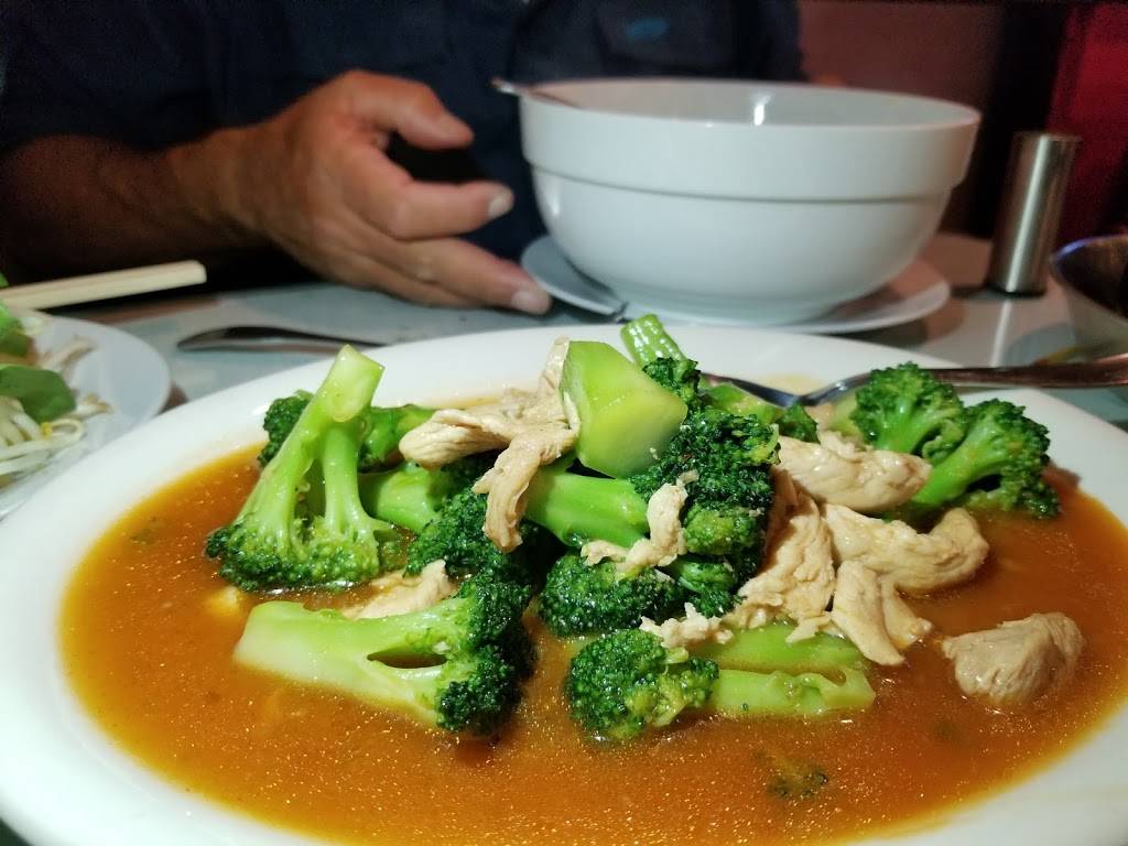 Bangkok Restaurant | restaurant | 3255 W Hammer Ln # 18, Stockton, CA 95209, USA | 2094768616 OR +1 209-476-8616