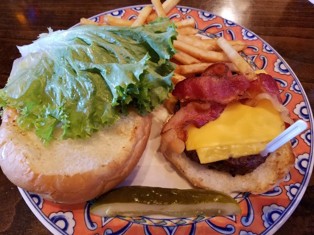 Confisco Grille | restaurant | 1000 Universal Studios Plaza, Orlando, FL 32819, USA | 4072244406 OR +1 407-224-4406