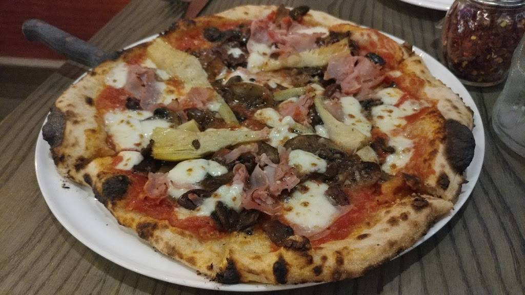 Dinotto (Pasta e Pizza) | meal takeaway | 1551 N Wells St, Chicago, IL 60610, USA | 3122020302 OR +1 312-202-0302