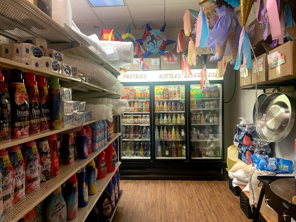 Mercado Latino Don Toro | restaurant | 15 Weems Ln, Winchester, VA 22601, USA | 5403233938 OR +1 540-323-3938