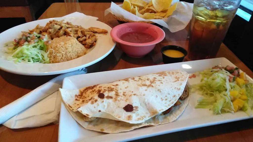 El Cerro Mexican Bar & Grill | restaurant | 516 Highway 17 North, North Myrtle Beach, SC 29582, USA | 8432808101 OR +1 843-280-8101