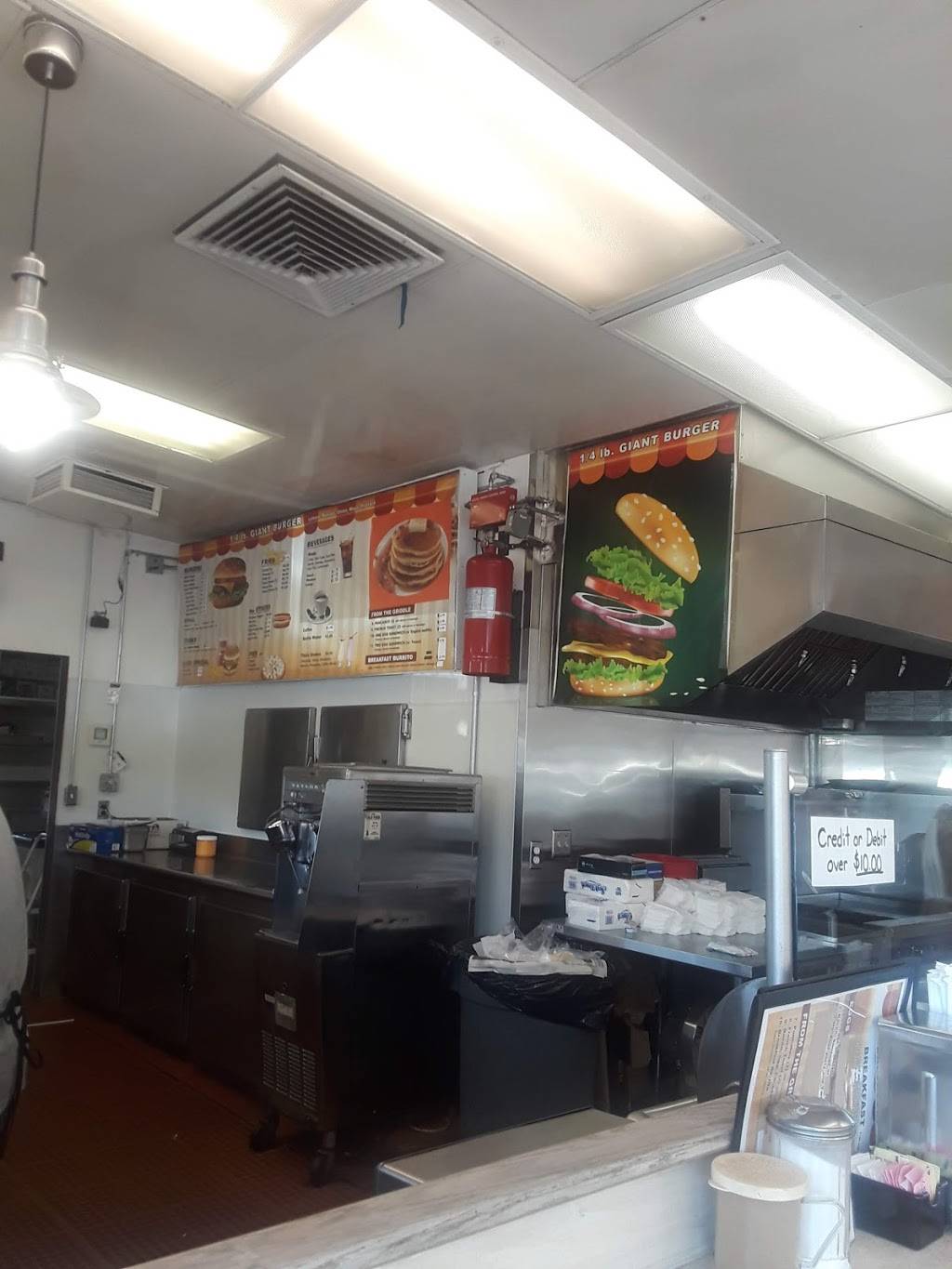 1/4 Pound Giant Burgers | restaurant | 2055 MacArthur Blvd, Oakland, CA 94602, USA | 5105313199 OR +1 510-531-3199