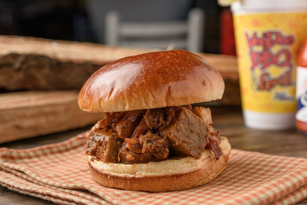 VooDoo BBQ & Grill | restaurant | 2493 S Ferdon Blvd, Crestview, FL 32536, USA | 8506002271 OR +1 850-600-2271