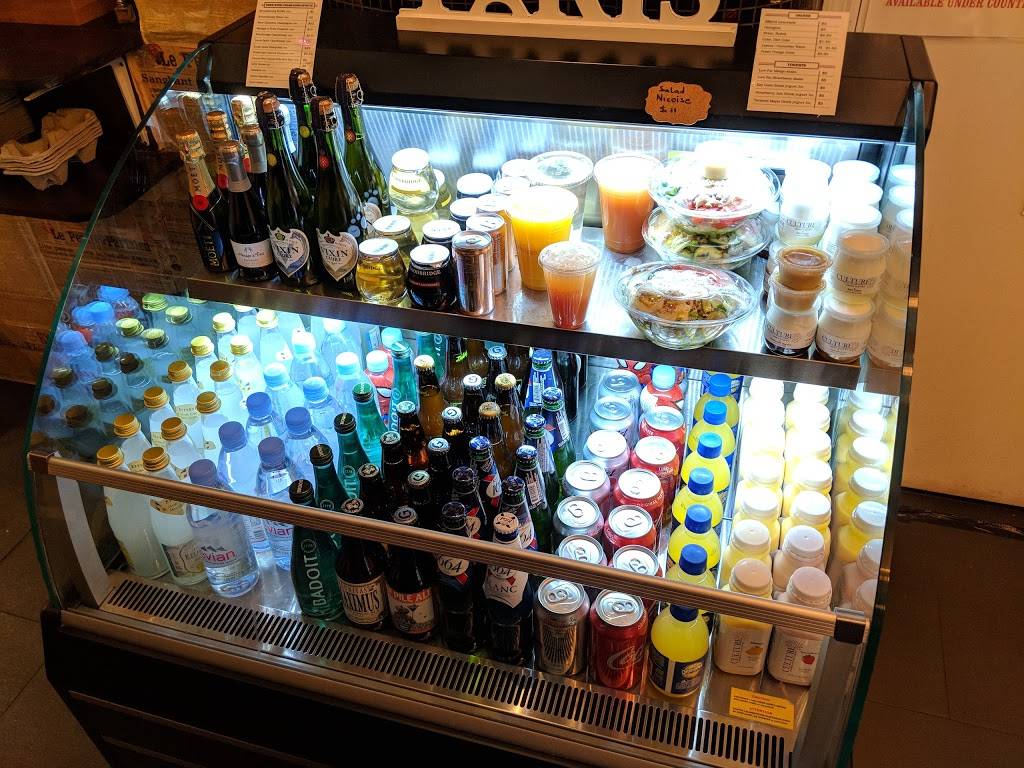 Le Petit Parisien | restaurant | 251 E 53rd St, New York, NY 10022, USA | 9173883039 OR +1 917-388-3039