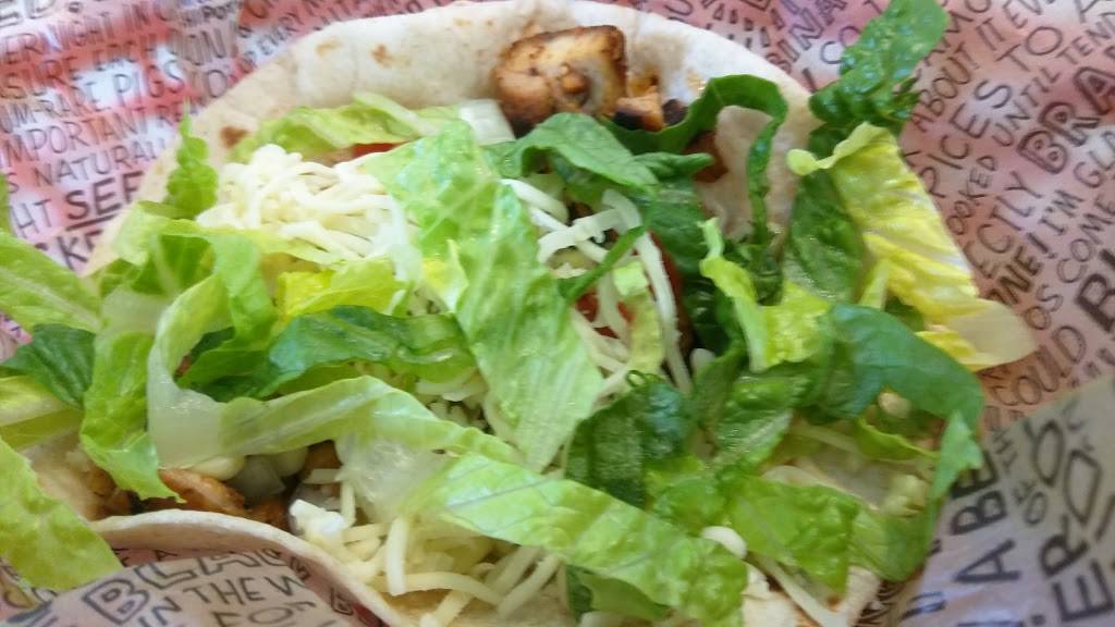 Chipotle Mexican Grill | restaurant | 895 Foothill Blvd Ste A, La Cañada Flintridge, CA 91011, USA | 8187908127 OR +1 818-790-8127