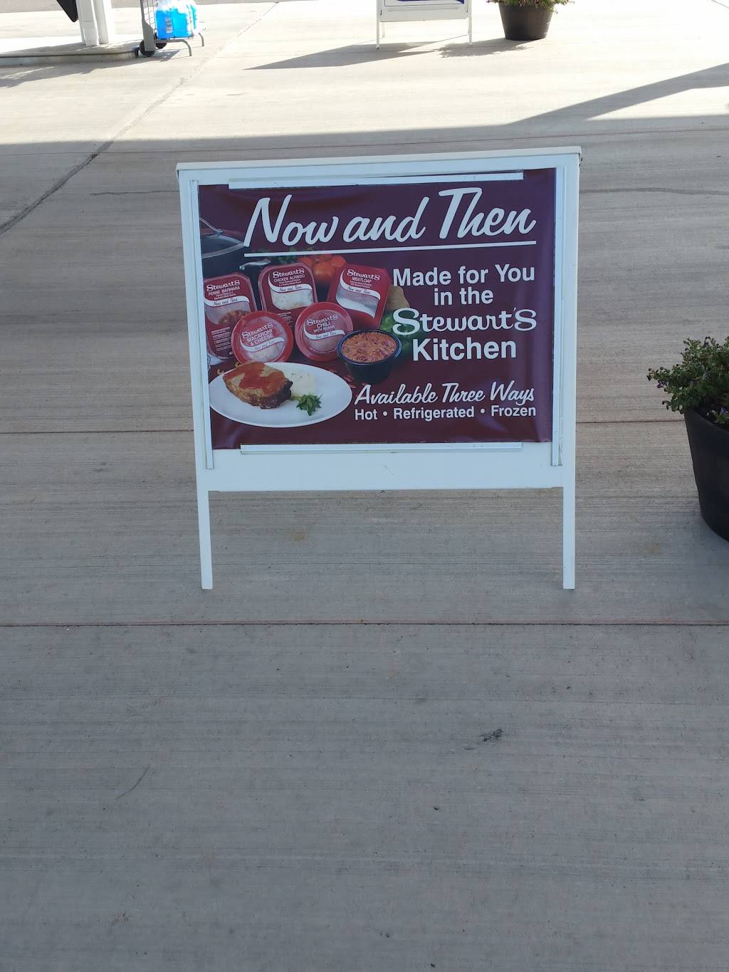 Stewarts Shops | meal takeaway | 120 Oswego St, Baldwinsville, NY 13027, USA | 3156351059 OR +1 315-635-1059