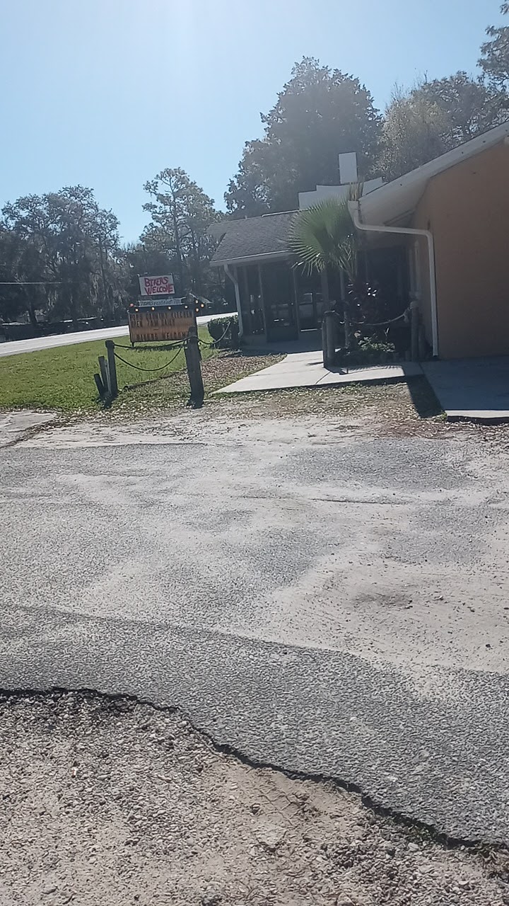 Pops Country Kitchen | restaurant | 14400 FL-40, Silver Springs, FL 34488, USA | 3522894837 OR +1 352-289-4837