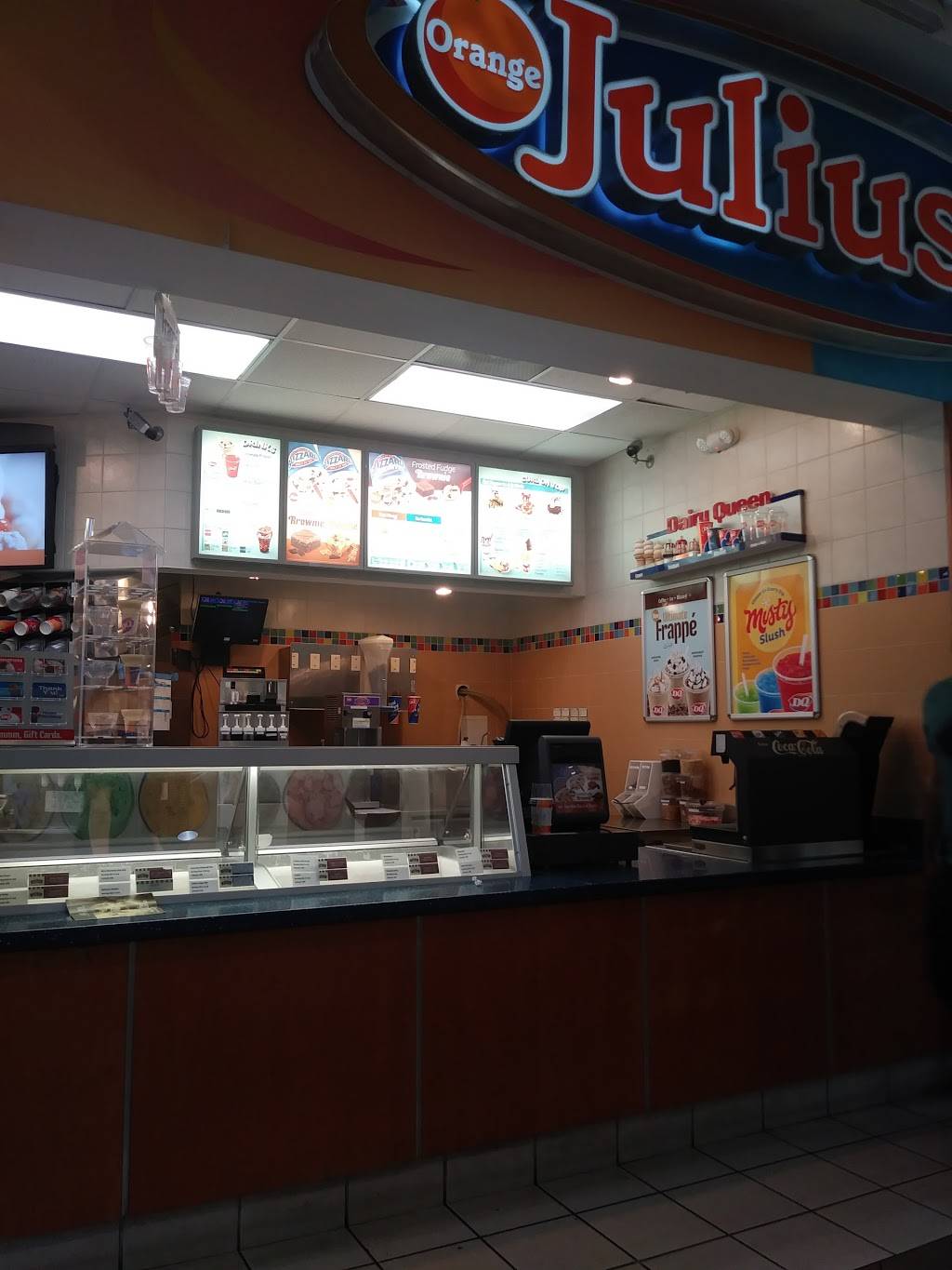 Dairy Queen | restaurant | 20505 S Dixie Hwy Ste 1887, Miami, FL 33189, USA | 3052526102 OR +1 305-252-6102
