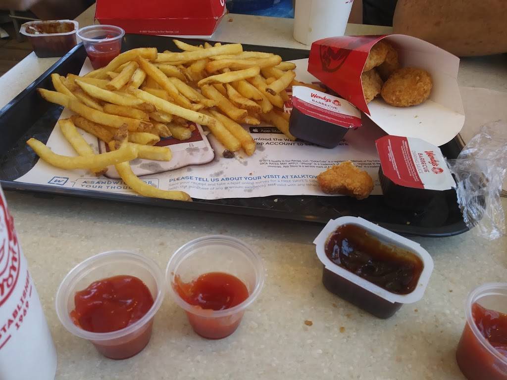 Wendys | restaurant | 1530 W Valley Pkwy, Escondido, CA 92029, USA | 7607372909 OR +1 760-737-2909