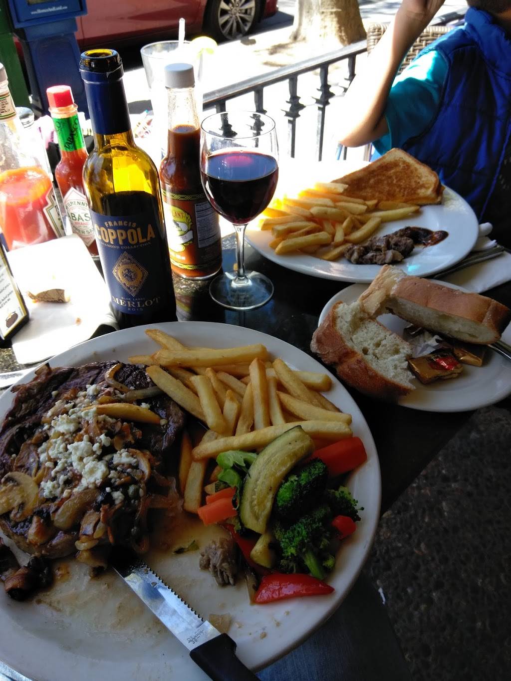 Johns of Willow Glen | restaurant | 1238 Lincoln Ave, San Jose, CA 95125, USA | 4089981440 OR +1 408-998-1440