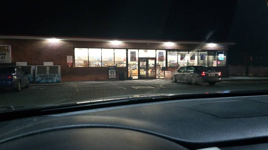 Speedy Café | restaurant | 1330 E 3rd St, Chattanooga, TN 37404, USA | 4234930670 OR +1 423-493-0670