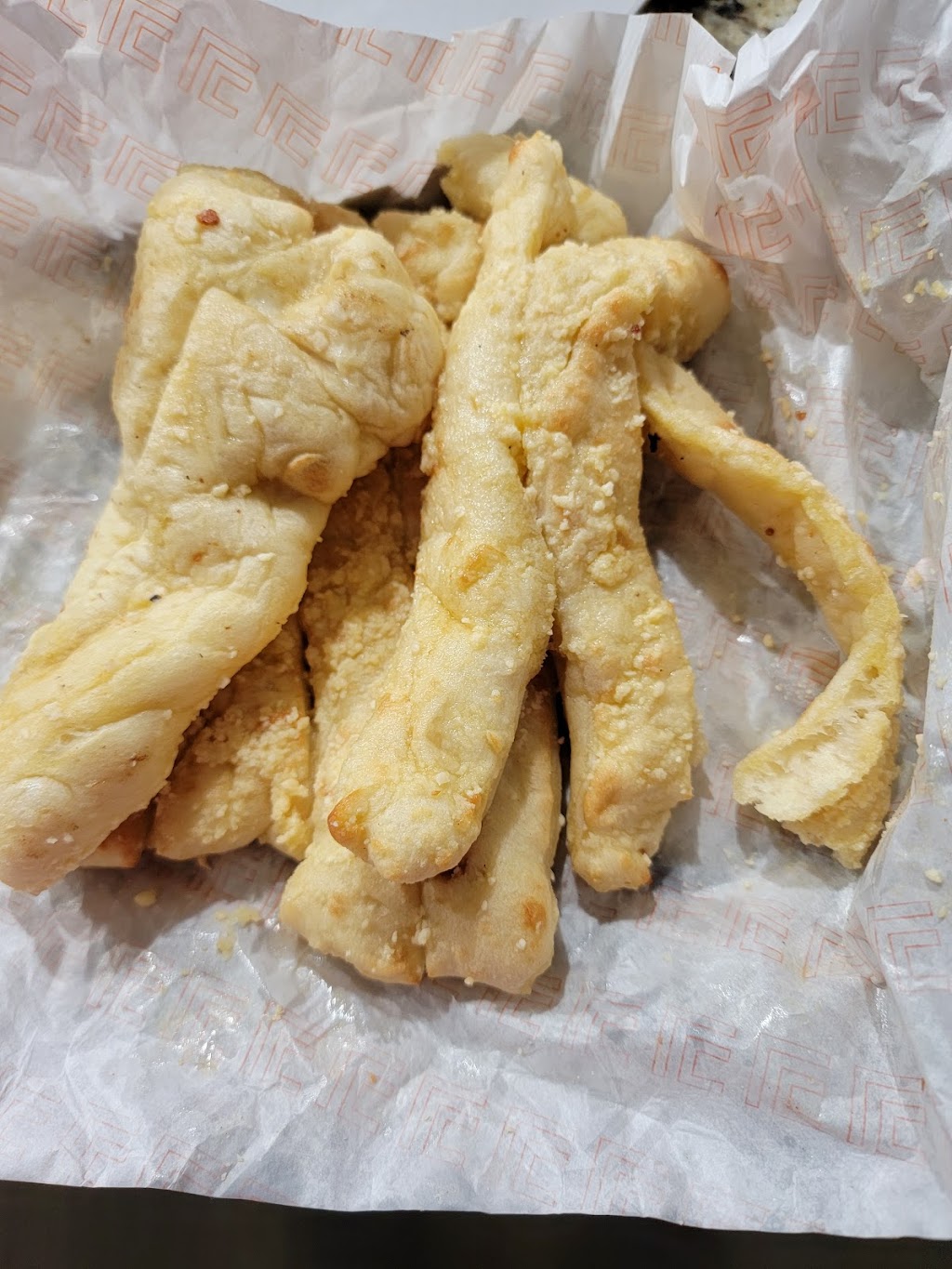 Little Caesars Corporate Office | restaurant | 2211 Woodward Ave, Detroit, MI 48201, USA | 3134716000 OR +1 313-471-6000