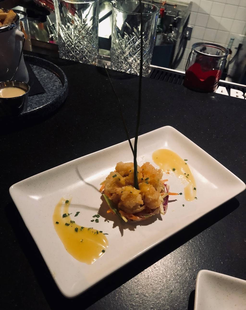 Palette Bar and Grill | restaurant | 901 E Washington Ave, Madison, WI 53703, USA | 6084558520 OR +1 608-455-8520