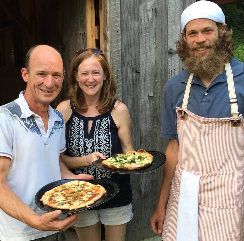 Old School Farm | restaurant | 303 Upper Woods Rd, Honesdale, PA 18431, USA | 5702531393 OR +1 570-253-1393