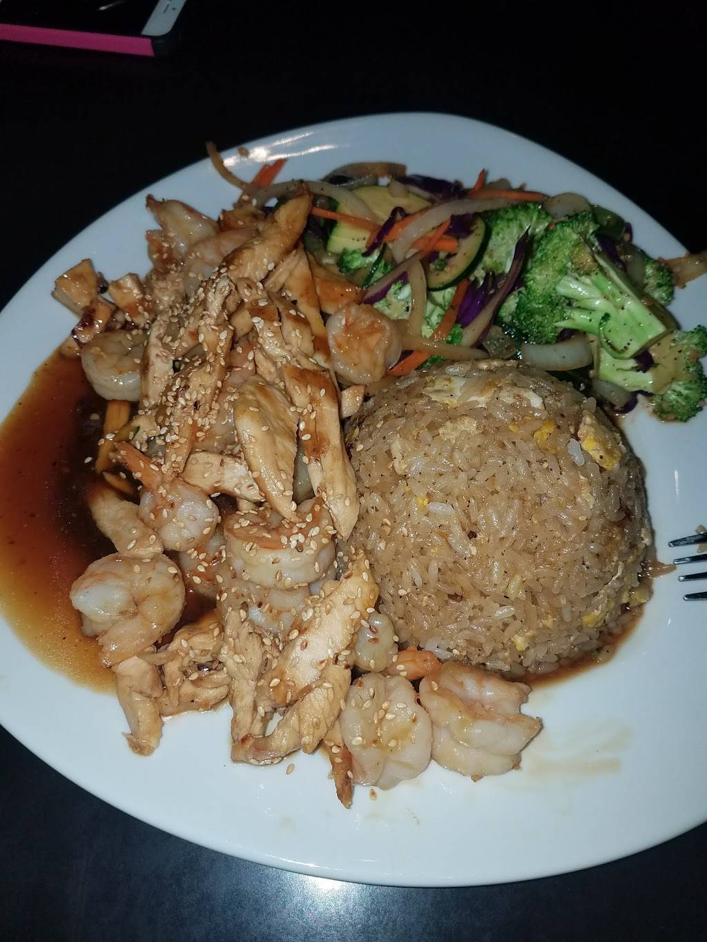 Sushi 101 Charlotte | restaurant | 1730 E Woodlawn Rd F, Charlotte, NC 28209, USA | 7046720990 OR +1 704-672-0990