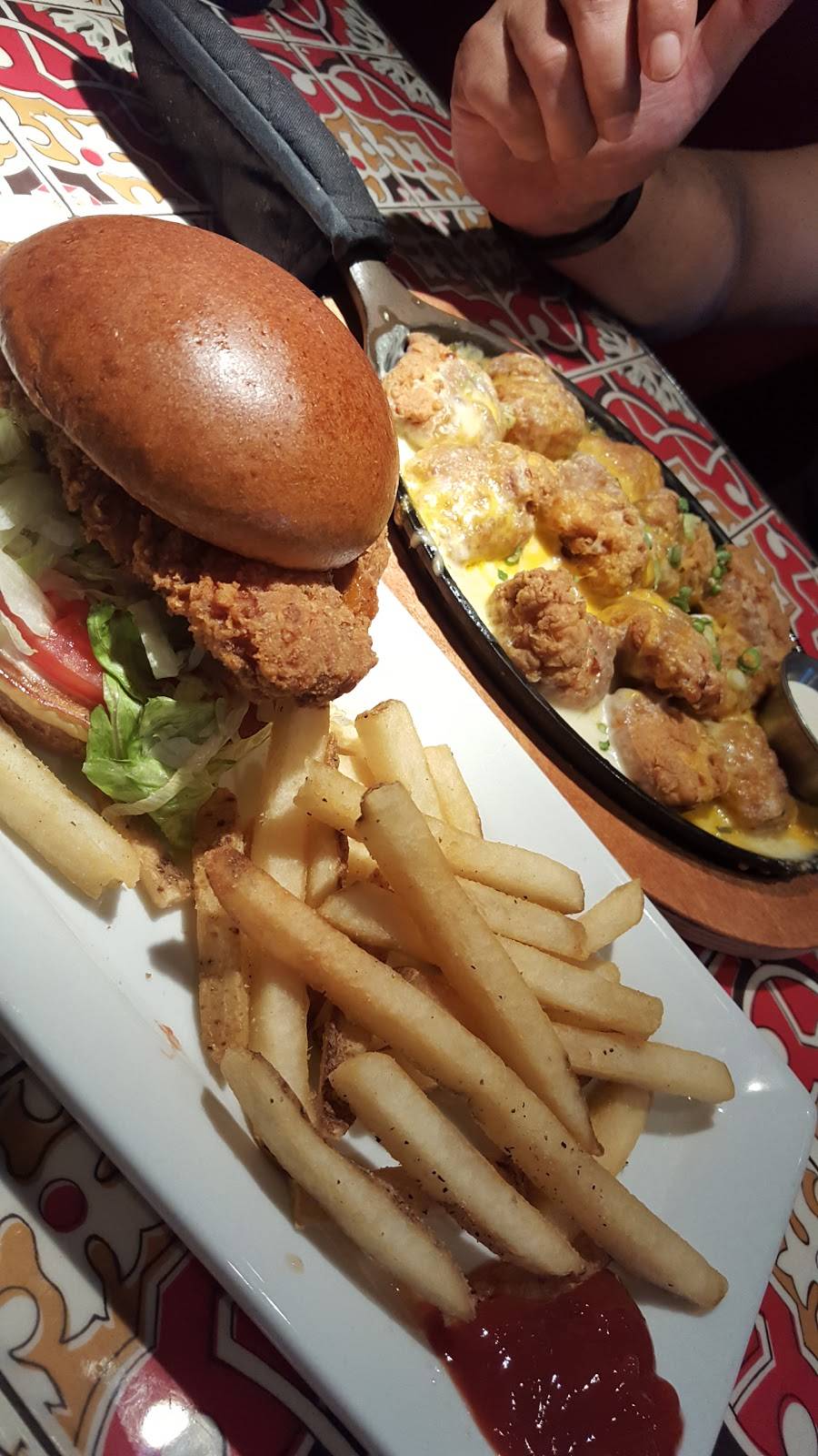 Chilis Grill & Bar | meal takeaway | 1760 Clements Bridge Rd, Deptford Township, NJ 08096, USA | 8563841212 OR +1 856-384-1212