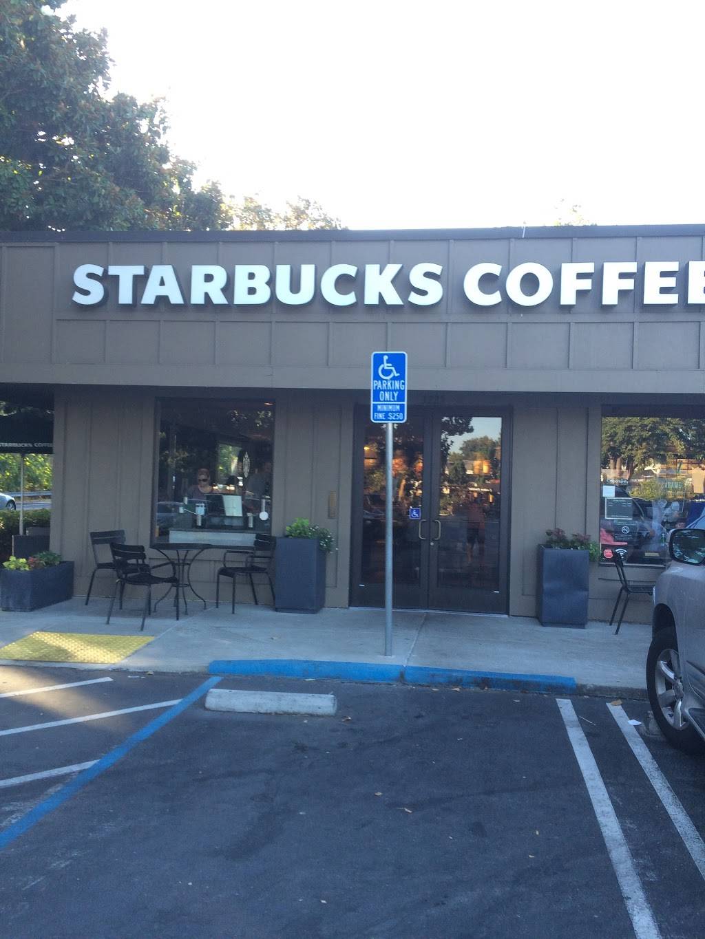 Starbucks | cafe | 3225 Danville Blvd, Alamo, CA 94507, USA | 9253629568 OR +1 925-362-9568