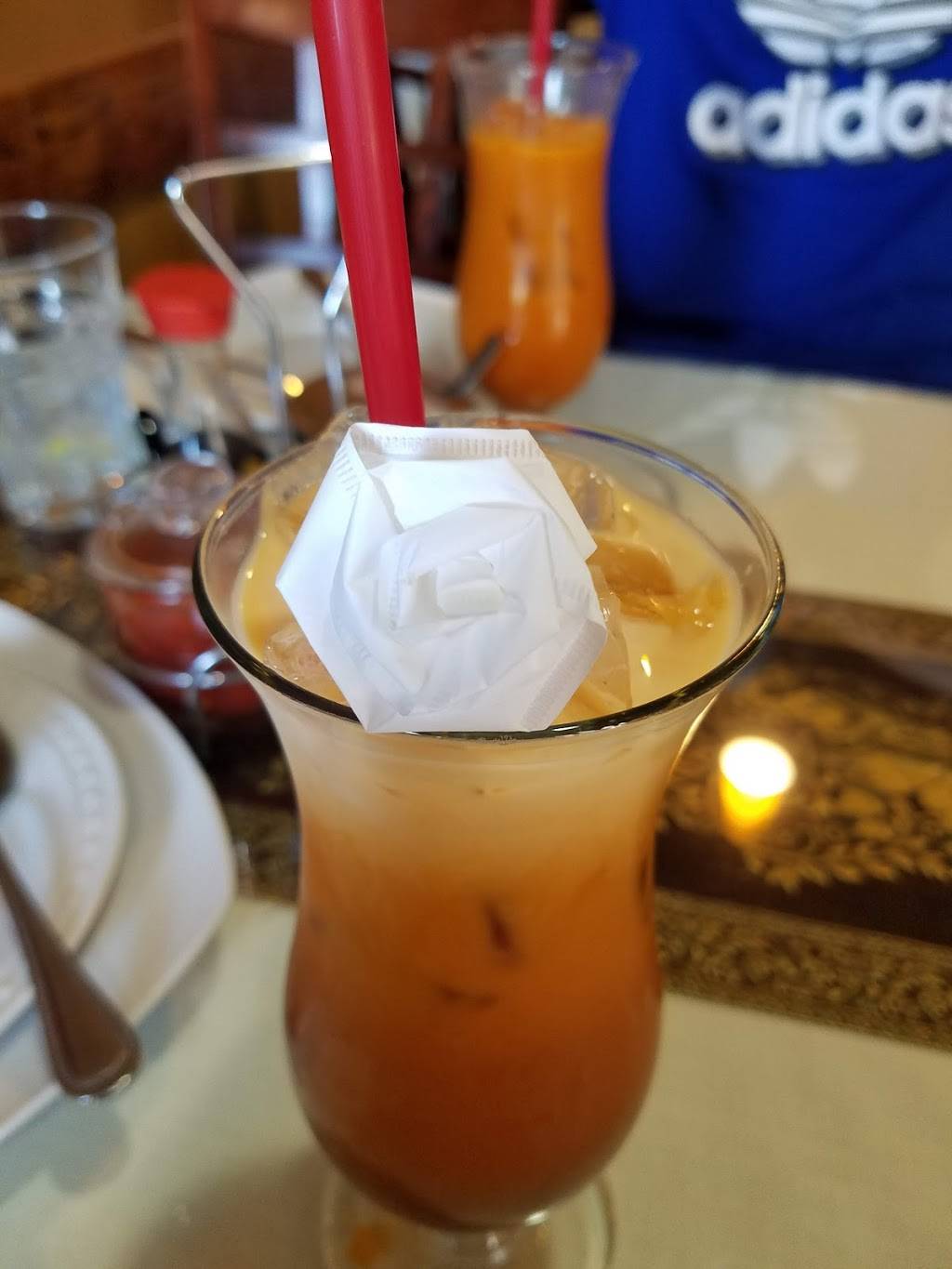 Rum Thai Bistro | restaurant | 880 Sterling Pkwy #20, Lincoln, CA 95648, USA | 9165437300 OR +1 916-543-7300