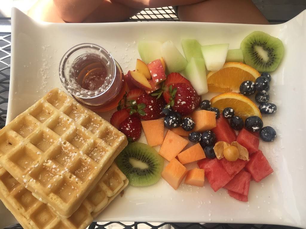 Cafe Resto Coeur De Province | restaurant | 422 Chemin Pierre Péladeau, Sainte-Adèle, QC J8B 1Z4, Canada | 4502296598 OR +1 450-229-6598