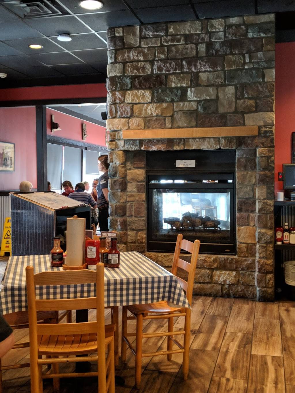 Marks Feed Store | restaurant | 6501 Bardstown Rd, Louisville, KY 40291, USA | 5024420808 OR +1 502-442-0808