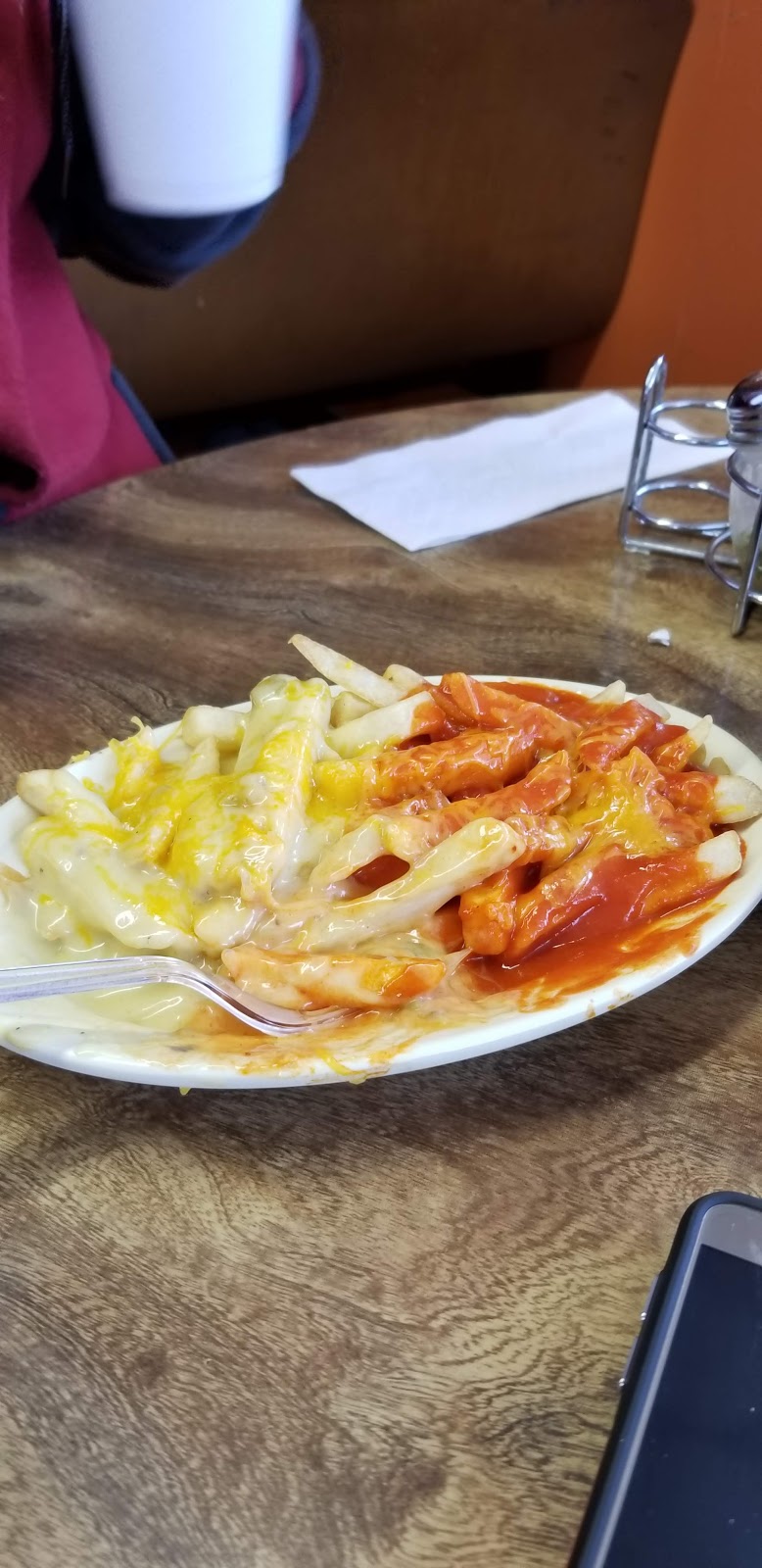 Grinder Mill | restaurant | 403 W College Ave, Silver City, NM 88061, USA | 5755383366 OR +1 575-538-3366