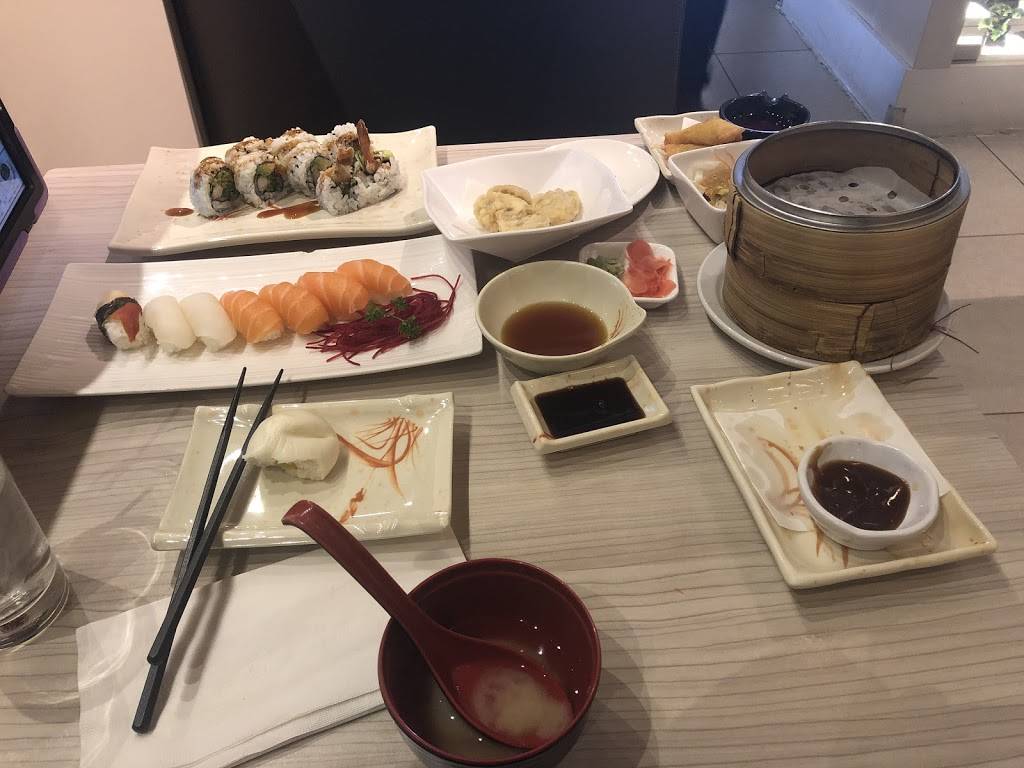 Makimono Sushi Bar & Restaurant | restaurant | 1300 Harmony Rd N, Oshawa, ON L1H 7K5, Canada | 9055792200 OR +1 905-579-2200