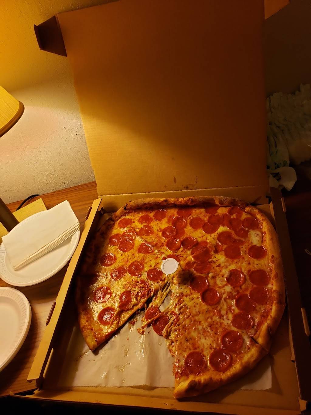 Mimas Pizzeria | restaurant | 3302 Sheridan Rd, Zion, IL 60099, USA | 2247897771 OR +1 224-789-7771