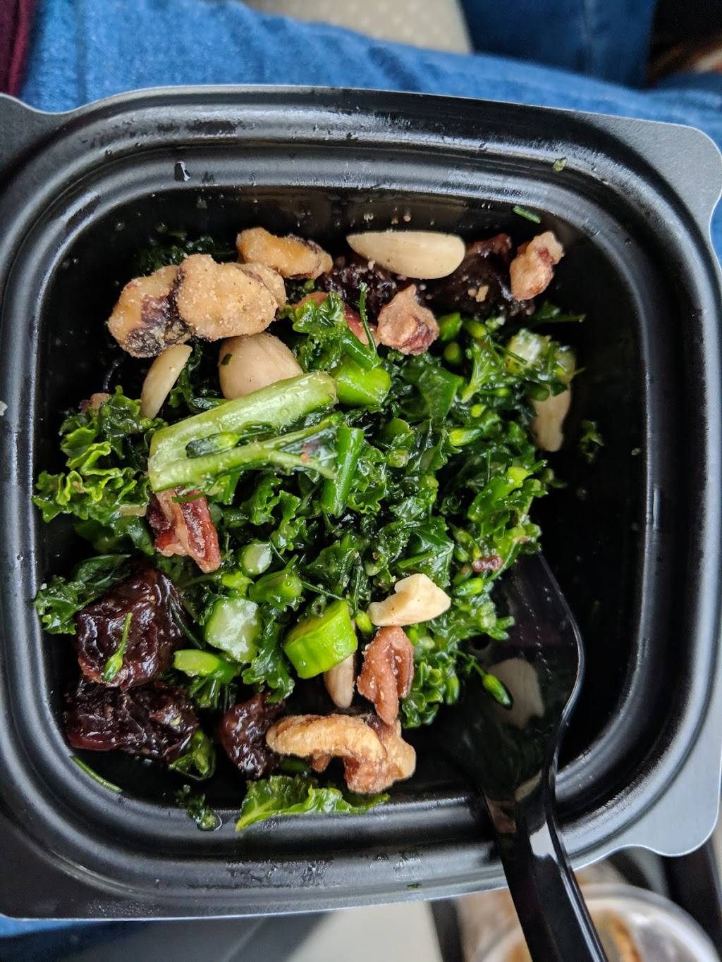 Chick-fil-A | restaurant | 408 Constant Friendship Blvd, Abingdon, MD 21009, USA | 4105693153 OR +1 410-569-3153