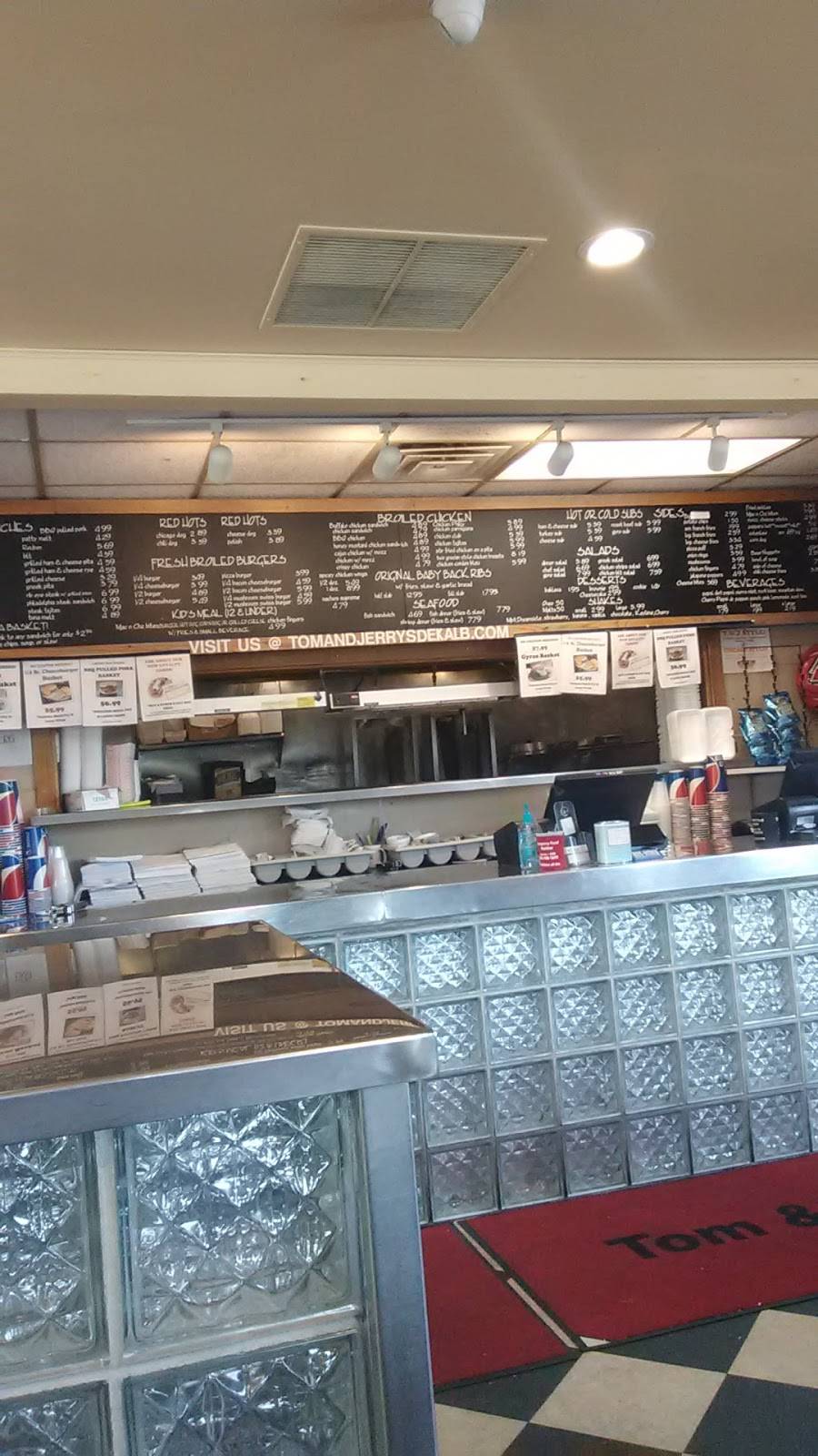 Tom and Jerrys Restaurant | restaurant | 215 W Lincoln Hwy, DeKalb, IL 60115, USA | 8157581675 OR +1 815-758-1675