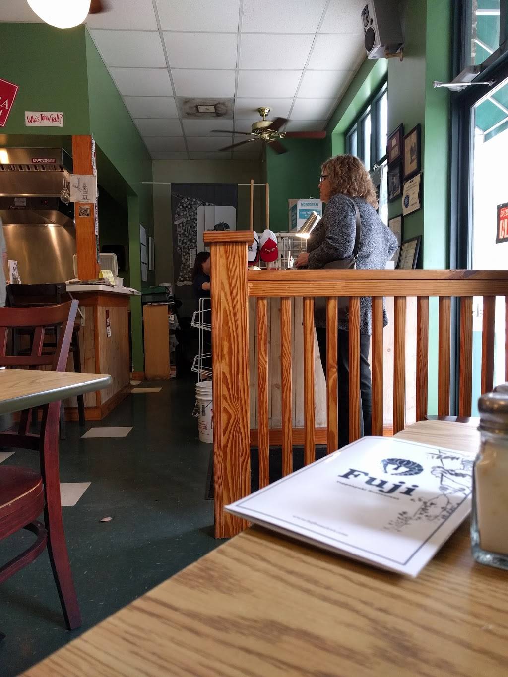 Fuji Teppanyaki Restaurant | restaurant | 97 Sea Island Pkwy #202, Beaufort, SC 29907, USA | 8435242662 OR +1 843-524-2662