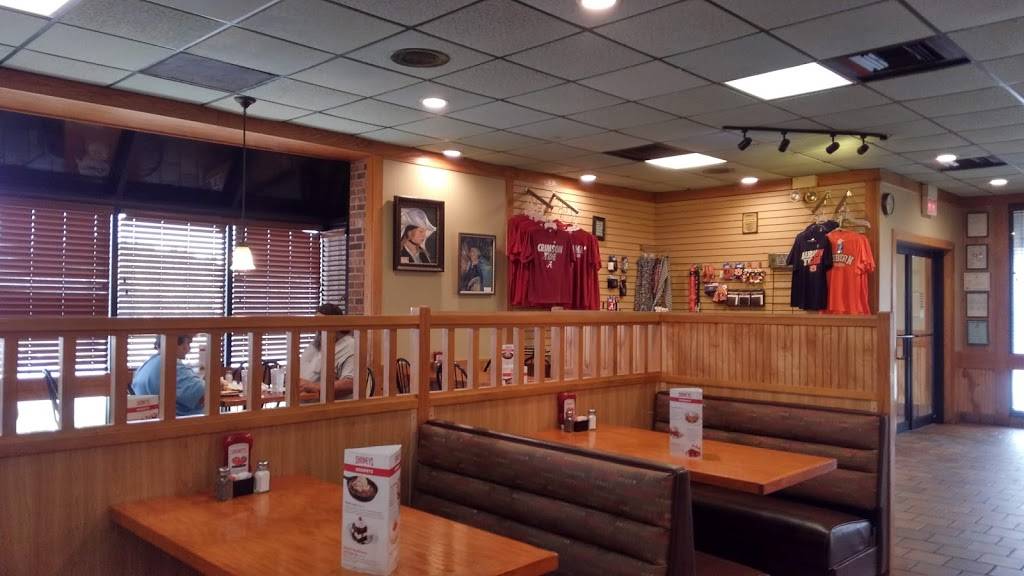 Shoney’s of Clanton | restaurant | 950 Lake Mitchell Rd, Clanton, AL 35045, USA | 2052585347 OR +1 205-258-5347