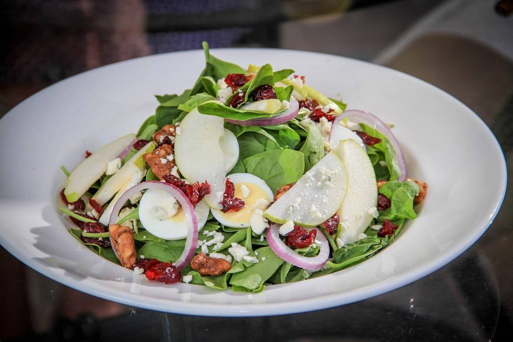 Ice House BBQ | restaurant | 6966 Main St, Mackinac Island, MI 49757, USA | 9068477223 OR +1 906-847-7223