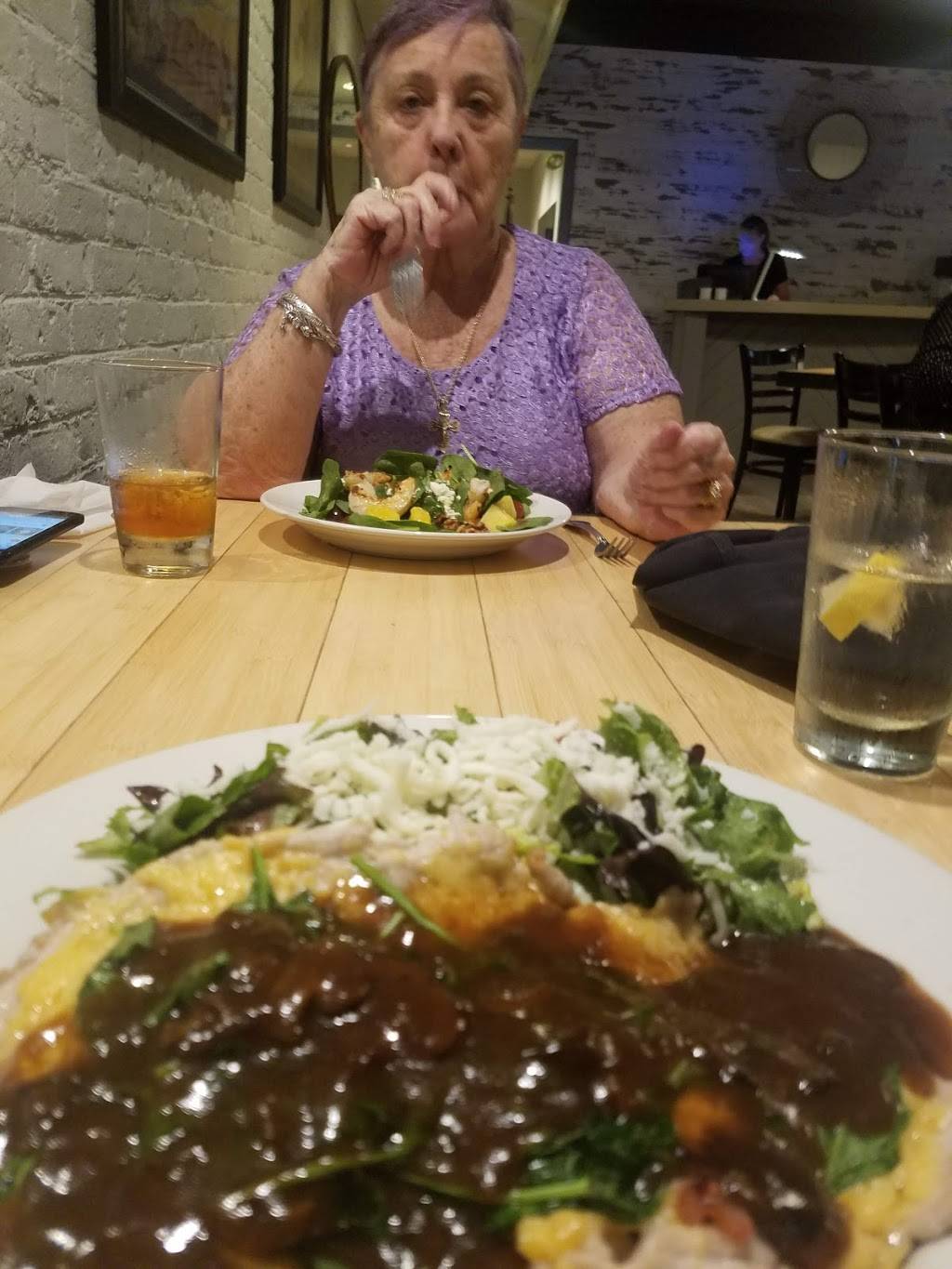 Malias | restaurant | 120 Laurens St SW, Aiken, SC 29801, USA | 8036433086 OR +1 803-643-3086