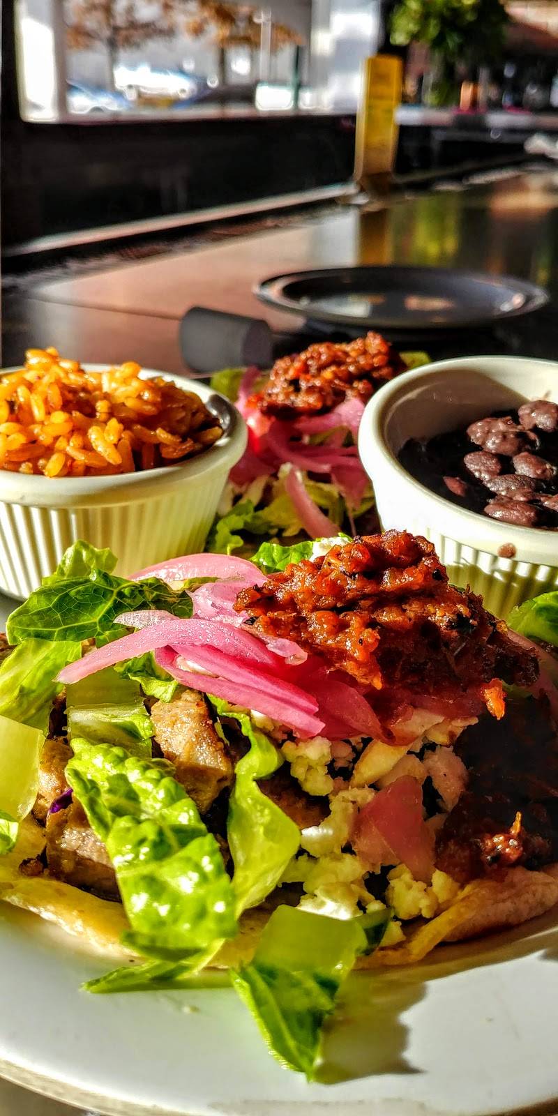 Margs Taco Bistro | restaurant | 200 Fillmore St, Denver, CO 80206, USA | 3033216274 OR +1 303-321-6274