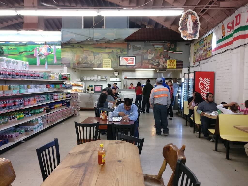 Guadalajara Meat Market | restaurant | 15547 7th St, Victorville, CA 92395, USA | 7602456066 OR +1 760-245-6066