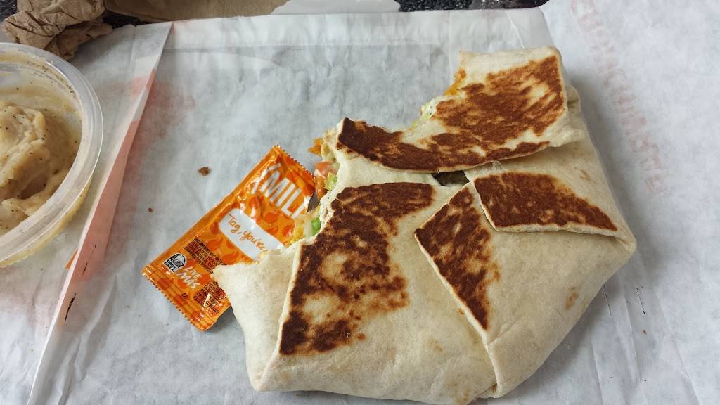 Taco Bell | meal takeaway | 5315 Rigsby Ave, San Antonio, TX 78222, USA | 2106480352 OR +1 210-648-0352
