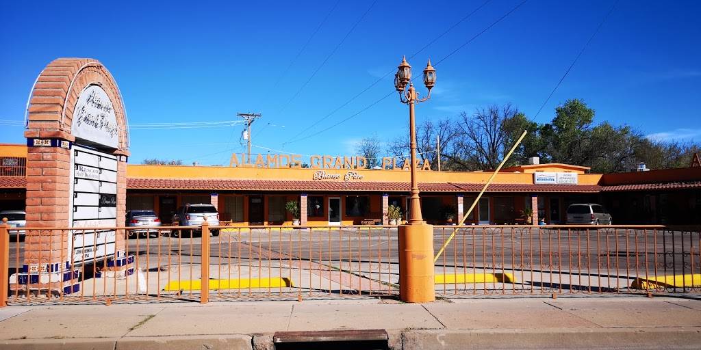 La Cabaña Restaurant | restaurant | 840 N Grand Ave, Nogales, AZ 85621, USA | 5202873249 OR +1 520-287-3249