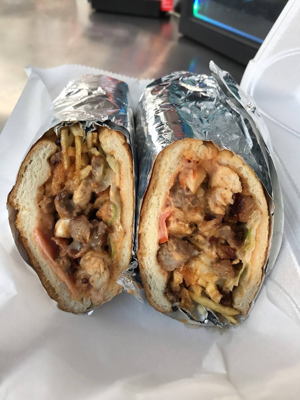 C and B Grill | restaurant | 4155 W Oak Ridge Rd C, Orlando, FL 32809, USA | 3213685245 OR +1 321-368-5245