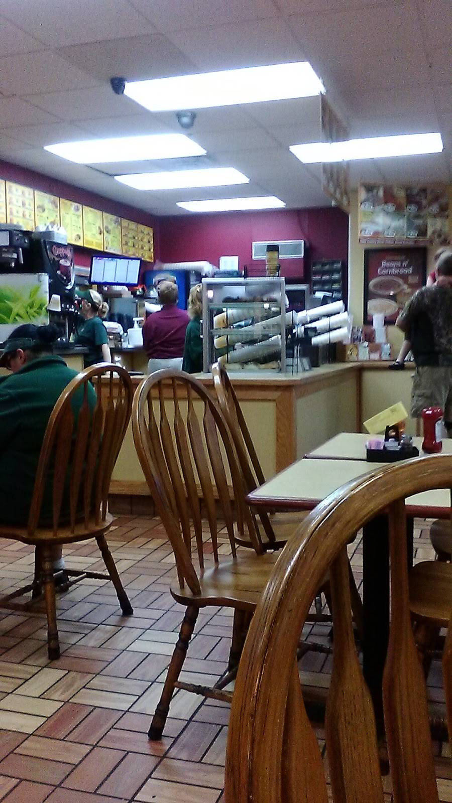 Tudors Biscuit World | restaurant | 2503 Maccorkle Ave, St Albans, WV 25177, USA | 3047222044 OR +1 304-722-2044